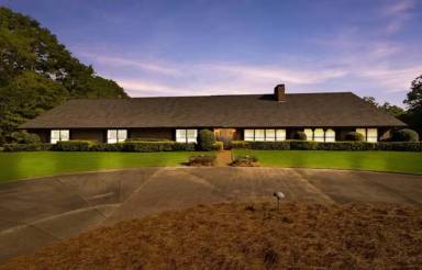 Main picture of 676 Trawick Rd