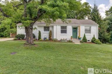 Main picture of 2504 Shadow Ln