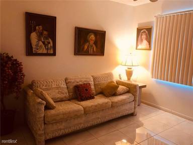 Main picture of 1704 Andros Isle