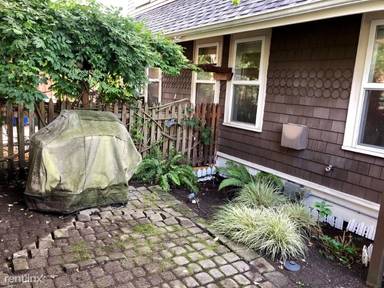 Main picture of 2851 Prosch Ave W