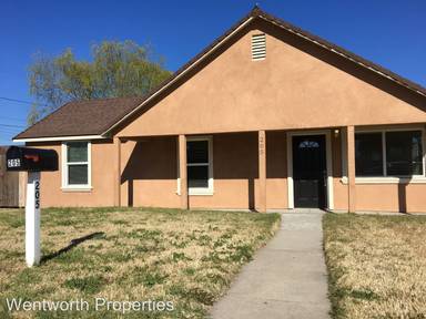 Main picture of 205 W Washington St