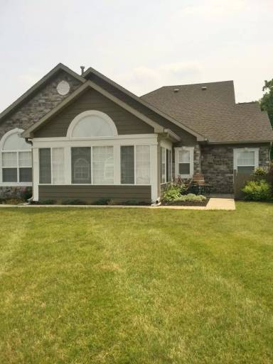 Main picture of 2464 Silverado Cir
