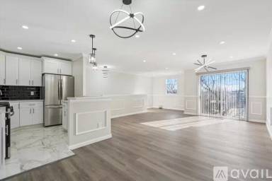 Main picture of 9174 Frankford Ave