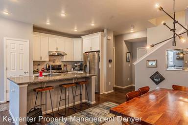 Main picture of 92 Jackson Pl