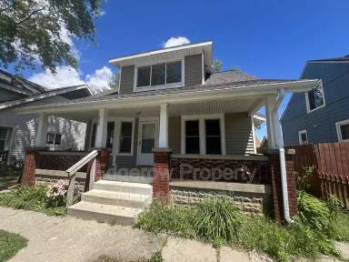 Main picture of 1710 Martindale Ave SW