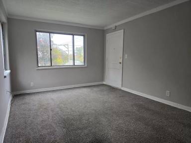Main picture of 650 Redwood Ave