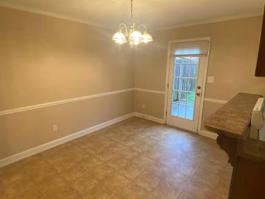 Main picture of 445 Pleasant Home Rd