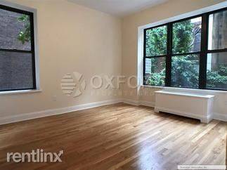 Main picture of 245 W 75th St