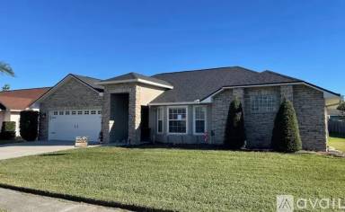 Main picture of 2409 Sweetwater Blvd