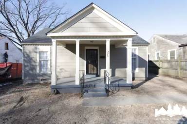 Main picture of 775 Pope St