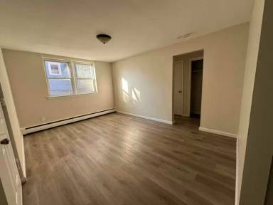 Main picture of 15 Smith St