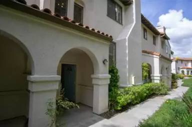 Main picture of 190 Bautista Ct