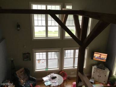 Main picture of 110 Cherry St