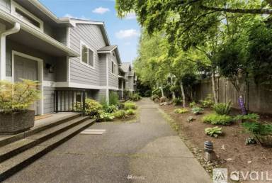 Main picture of 19905 4th Ave NE