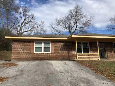 Main picture of 5003 Shoals Ln