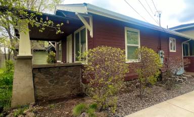 Main picture of 114 SE Roosevelt Ave