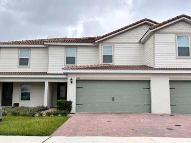 Main picture of 599 Bay Leaf Dr