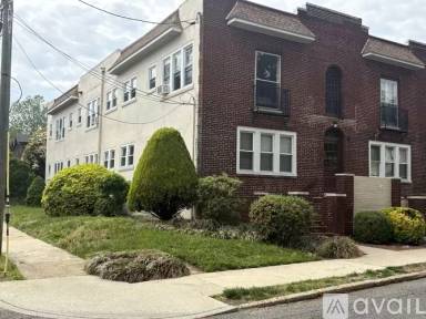 Main picture of 520 Bettlewood Ave