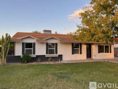 Main picture of 2653 E Commonwealth Cir