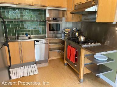 Main picture of 1825 Vine St