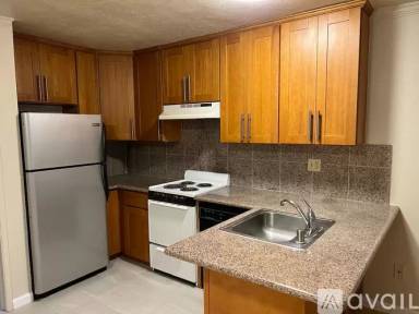 Main picture of 876 Canfield Ct