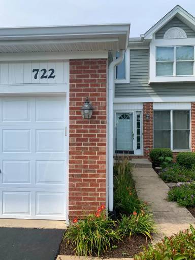 Main picture of 722 Daybreak Ln
