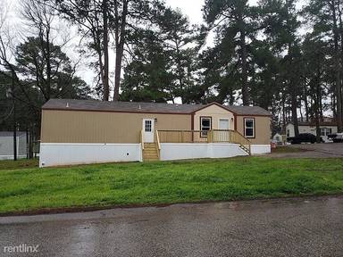 Main picture of 132 Sara Ln