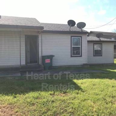 Main picture of 337 W Elm Mott Dr