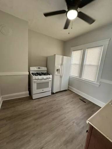 Main picture of 2056 W 101st St