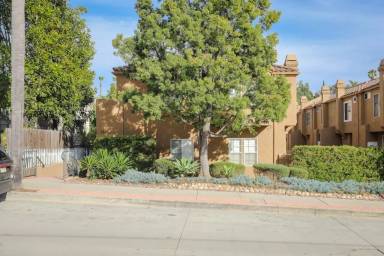 Main picture of 3627 Florida St