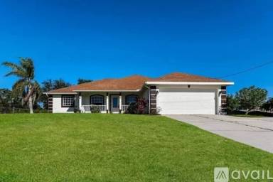 Main picture of 1628 N Gator Cir