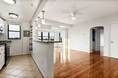 Main picture of Randolph Towers Condominium