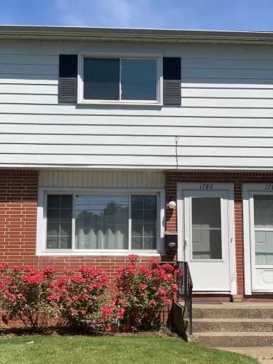 Main picture of 1784 W 38th St