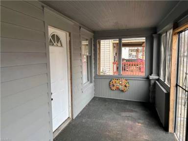 Main picture of 567 Garry Rd