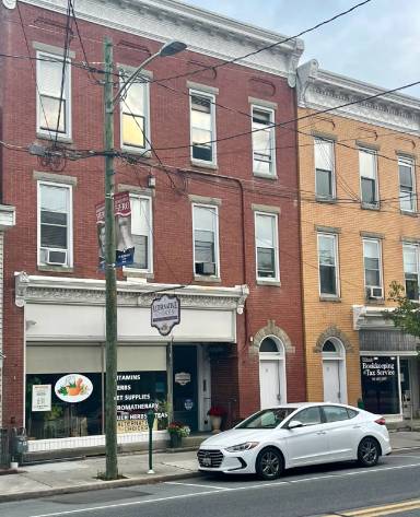 Main picture of 13 S. Carlisle St., Greencastle