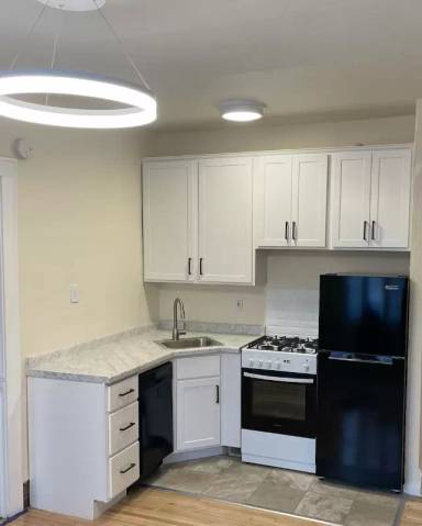 Main picture of 204 Western Ave