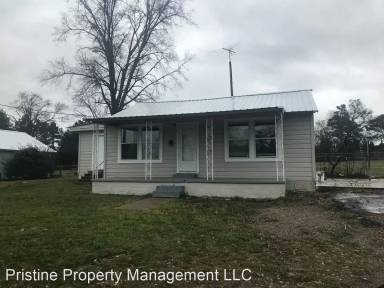Main picture of 2101 Broadway Ave