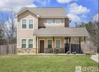 Main picture of 505 Kyle Ave