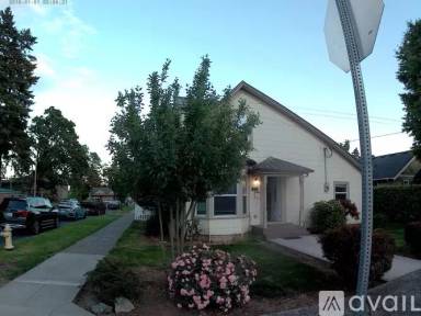 Main picture of 1026 NE 2nd Ave
