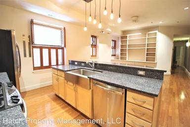 Main picture of 1419 Clifton St NW