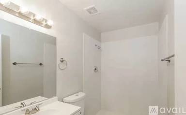 Main picture of 2051 E Oxford Dr