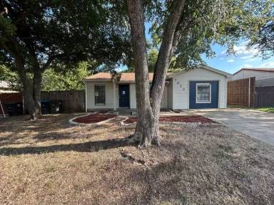Main picture of 7012 Newberry Ct E