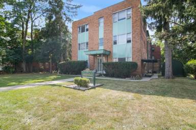 Main picture of 211 N Washington St