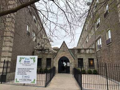 Main picture of 1553-55 W Hollywood Ave Apartments