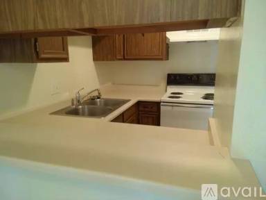 Main picture of Willow Tree Apartments
