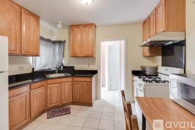 Main picture of 2841 Fruitvale Ave