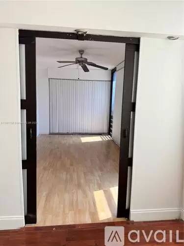 Main picture of 20441 NE 30th Ave
