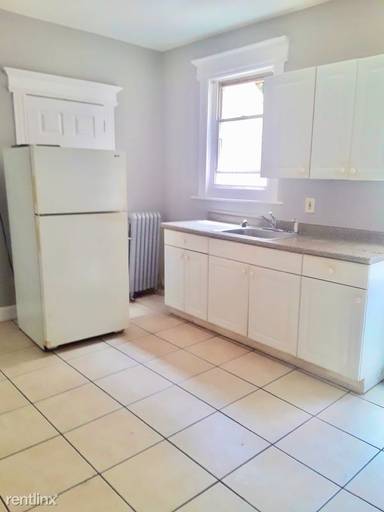 Main picture of 8 N 7th St