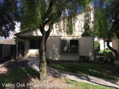 Main picture of 1205 W Roseburg Ave