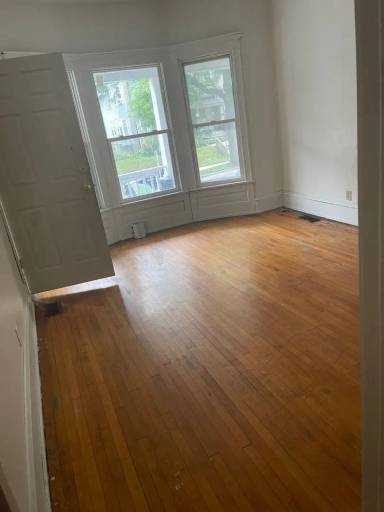 Main picture of 502 N 32nd St